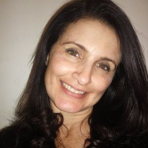 Meet your Posher, Simone